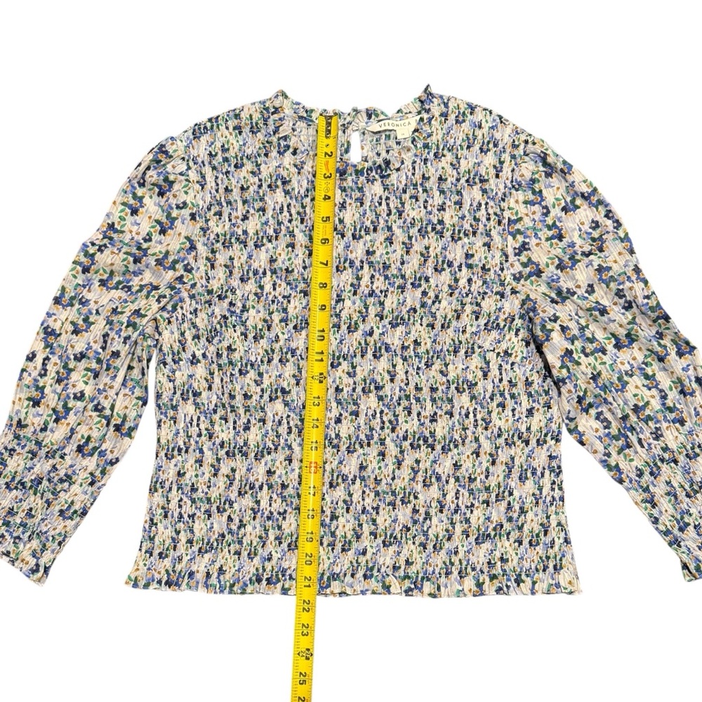Veronica Beard Kali Smocked Blue and White Floral Blouse Women’s Size 14 - Picture 11 of 14